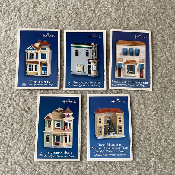 Lot 5 Hallmark Ornaments Nostalgic Houses & Shops 2002-2005 NIB Special Annivers - Picture 3 of 7